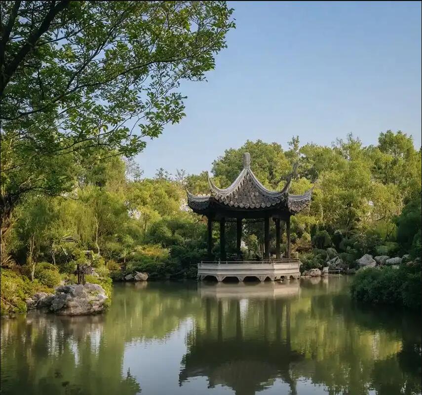 长沙雨花凡松工程有限公司